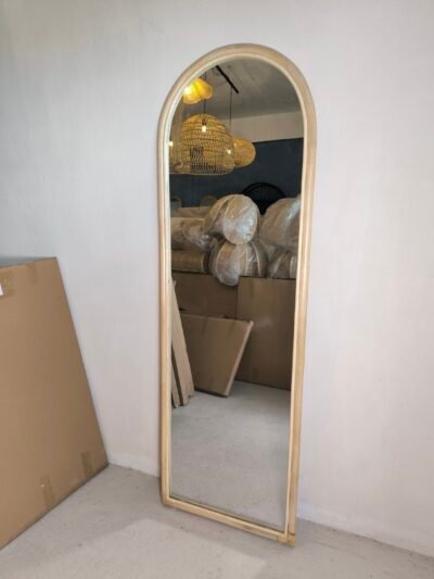 Mirror MR09